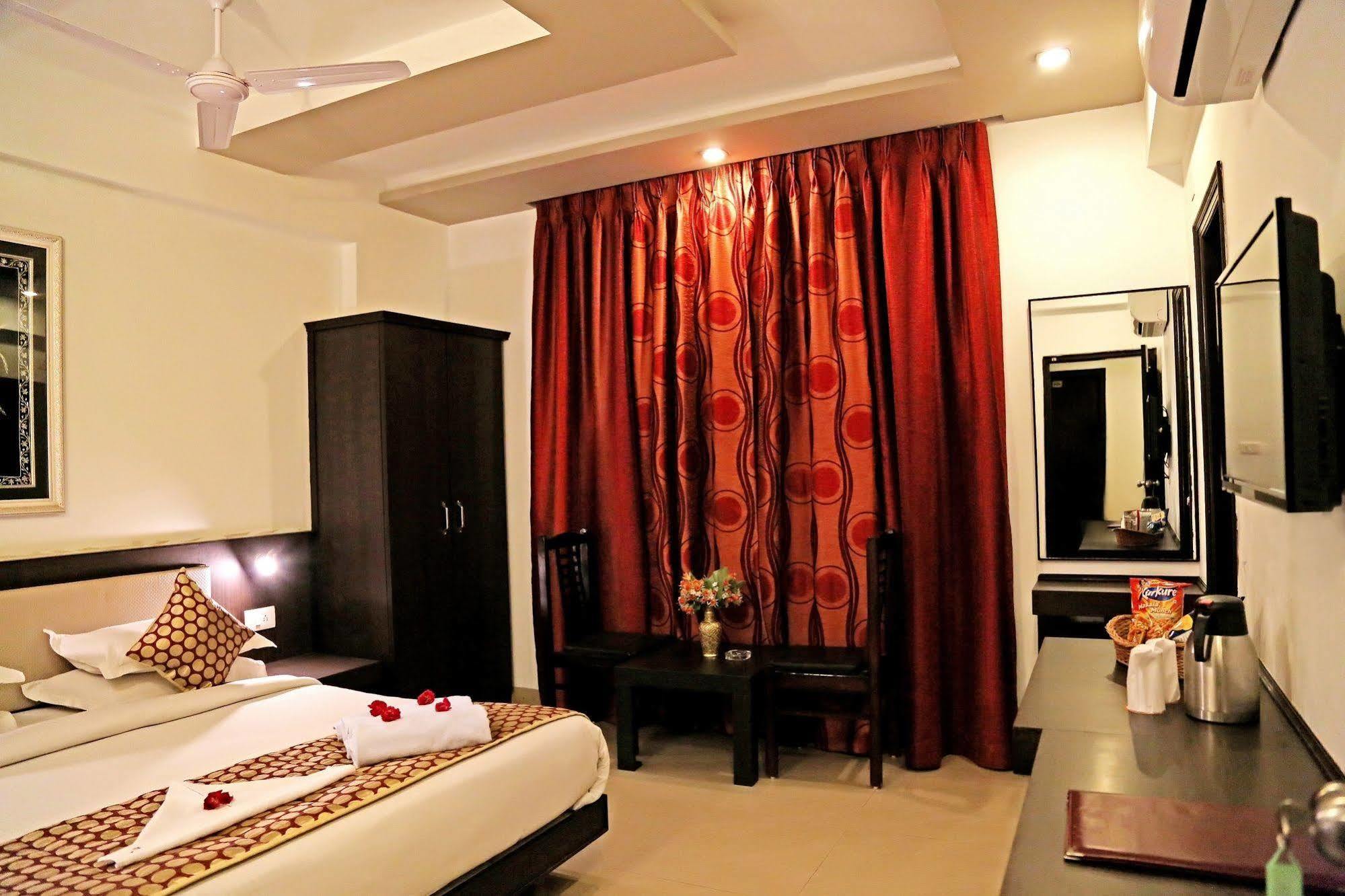 Narayans Leela Inn Udaipur Dış mekan fotoğraf